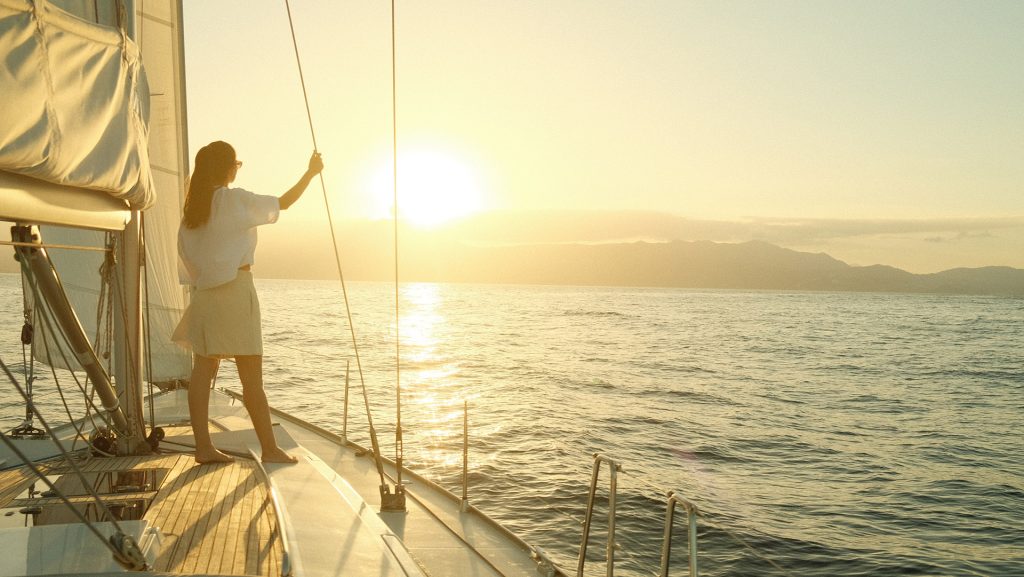 Private Golden Hour Sailing Cruise